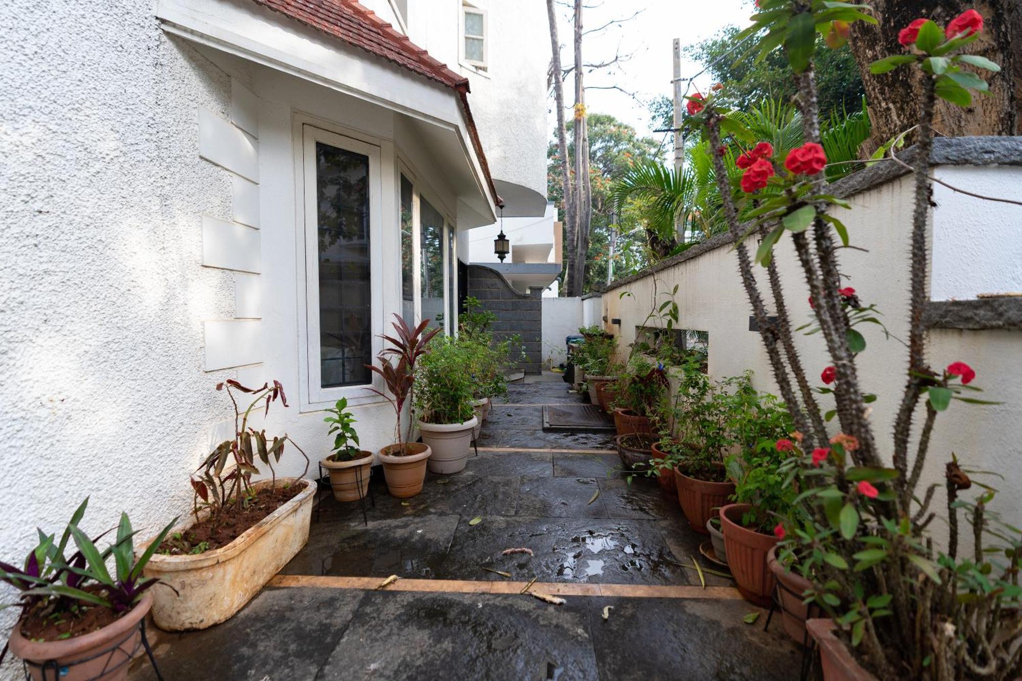 Luho 187 Bed & Breakfast Bangalore Exterior photo